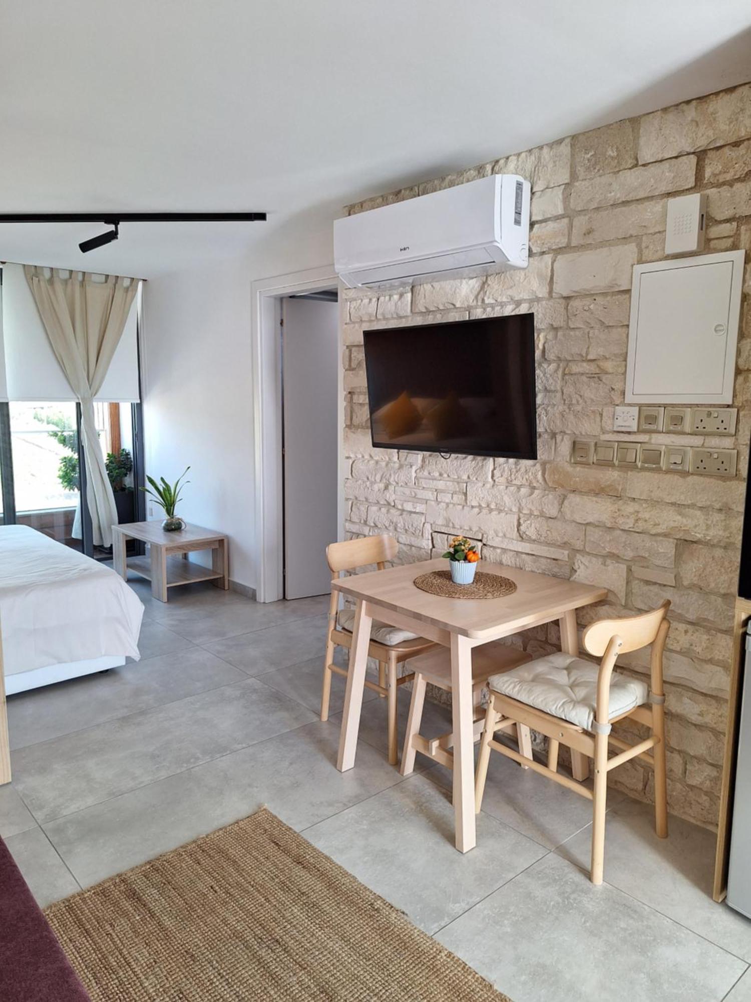 Terrazza Suites Pafos Zewnętrze zdjęcie